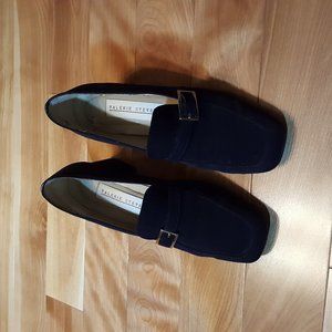 Dark navy (almost black) chuncky heeled shoes